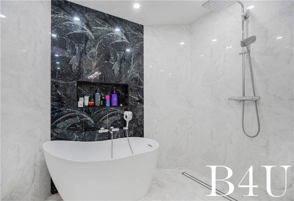 2217 64th Street, Brooklyn, New York 11234, 5 Bedrooms Bedrooms, ,4 BathroomsBathrooms,Residential,For Sale,64th,490633