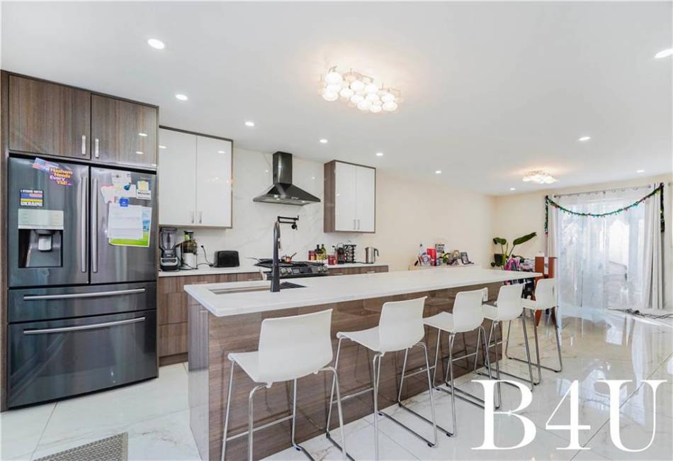 2217 64th Street, Brooklyn, New York 11234, 5 Bedrooms Bedrooms, ,4 BathroomsBathrooms,Residential,For Sale,64th,490633