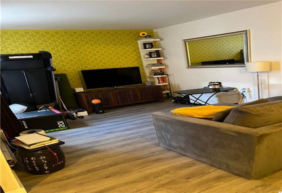 2276 Homecrest Avenue, Brooklyn, New York 11229, 1 Bedroom Bedrooms, ,1 BathroomBathrooms,Residential,For Sale,Homecrest,490634