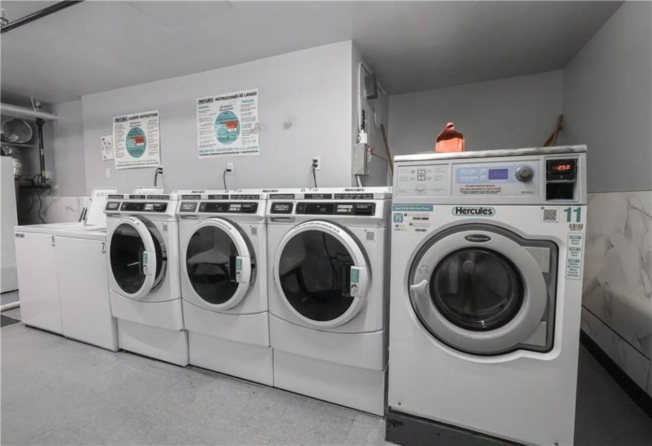 1625 Emmons Avenue, Brooklyn, New York 11235, 2 Bedrooms Bedrooms, ,1 BathroomBathrooms,Residential,For Sale,Emmons,490646