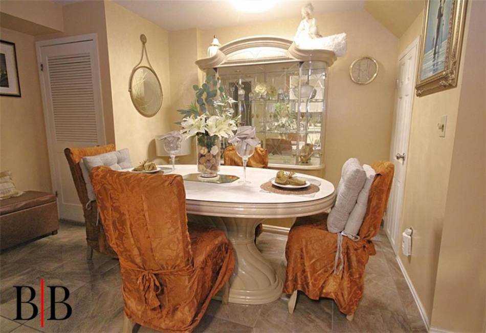 Withheld Withheld Avenue, Brooklyn, New York 11236, 2 Bedrooms Bedrooms, ,2 BathroomsBathrooms,Residential,For Sale,Withheld,490599