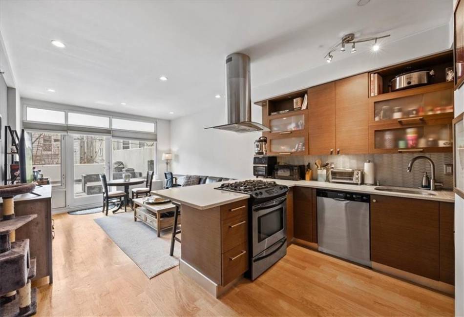 282 21st Street, Brooklyn, New York 11215, 1 Bedroom Bedrooms, ,1.5 BathroomsBathrooms,Residential,For Sale,21st,490652