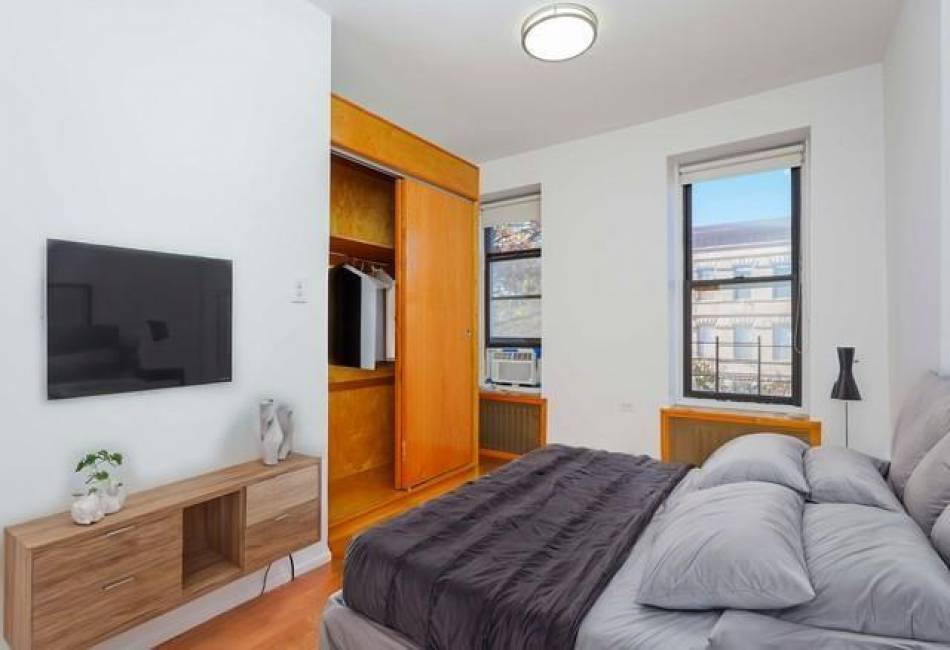 295 7th Avenue, Brooklyn, New York 11215, ,Mixed Use,For Sale,7th,490660