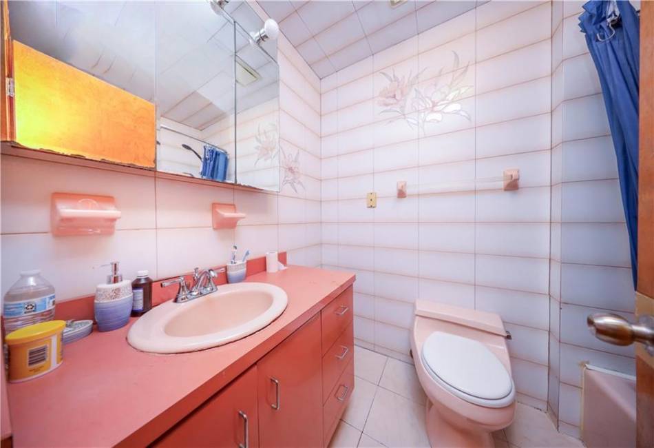 1845 83rd Street, Brooklyn, New York 11214, 2 Bedrooms Bedrooms, ,2 BathroomsBathrooms,Residential,For Sale,83rd,490650