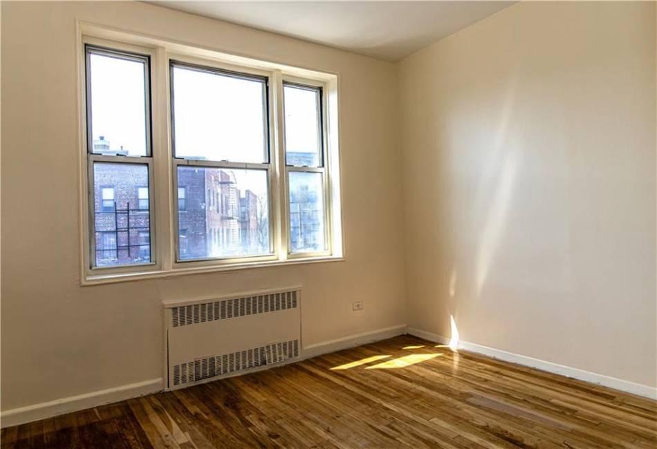 50 Kenilworth Place, Brooklyn, New York 11210, 3 Bedrooms Bedrooms, ,1 BathroomBathrooms,Residential,For Sale,Kenilworth,490664