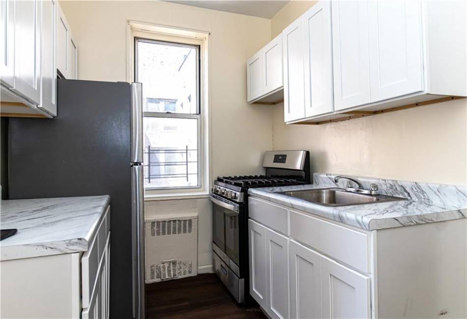 50 Kenilworth Place, Brooklyn, New York 11210, 3 Bedrooms Bedrooms, ,1 BathroomBathrooms,Residential,For Sale,Kenilworth,490664