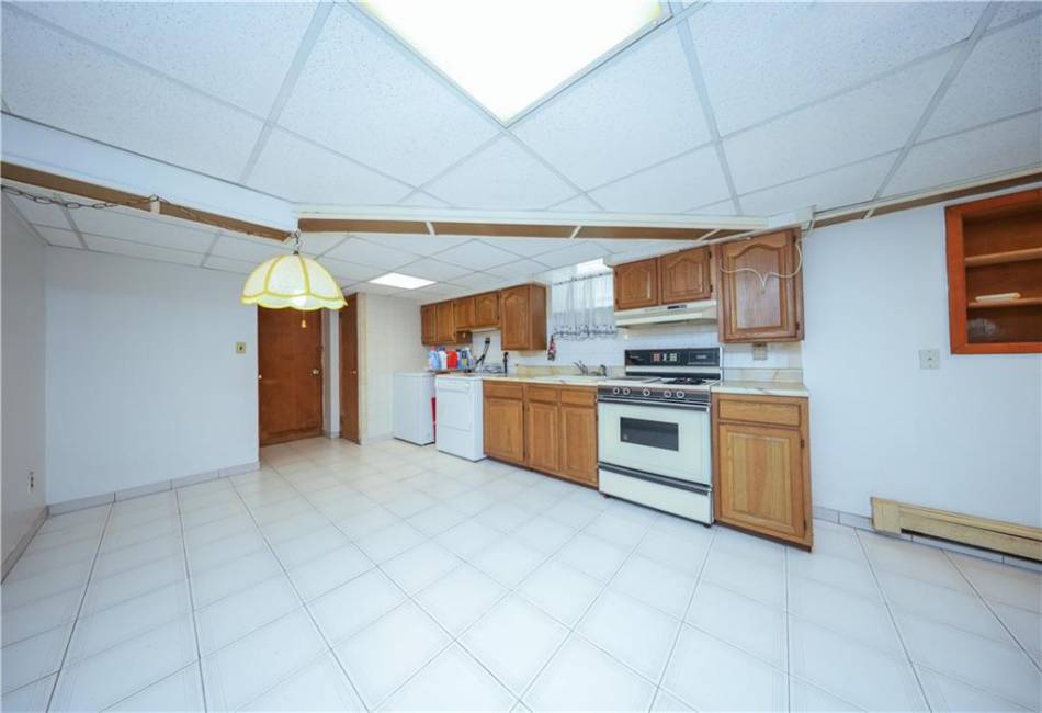 2162 62nd Street, Brooklyn, New York 11204, 4 Bedrooms Bedrooms, ,5 BathroomsBathrooms,Residential,For Sale,62nd,490672
