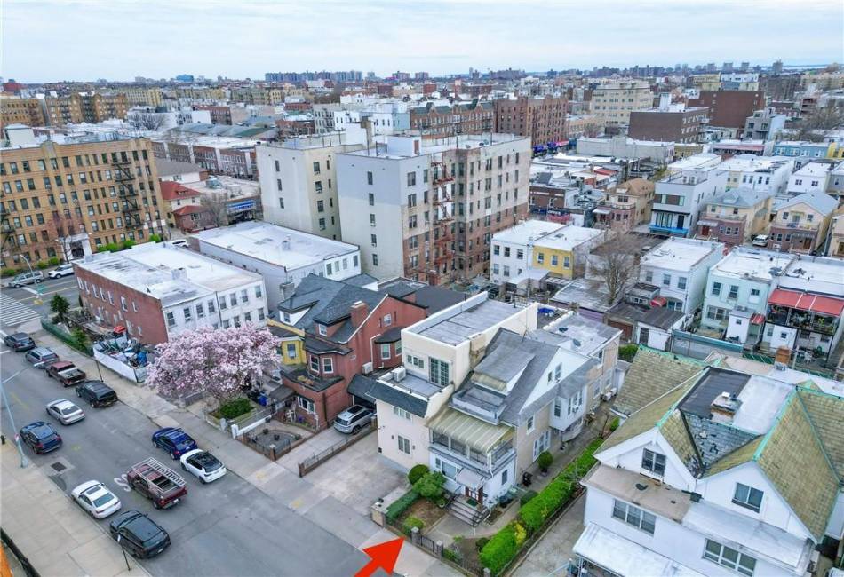 2162 62nd Street, Brooklyn, New York 11204, 4 Bedrooms Bedrooms, ,5 BathroomsBathrooms,Residential,For Sale,62nd,490672