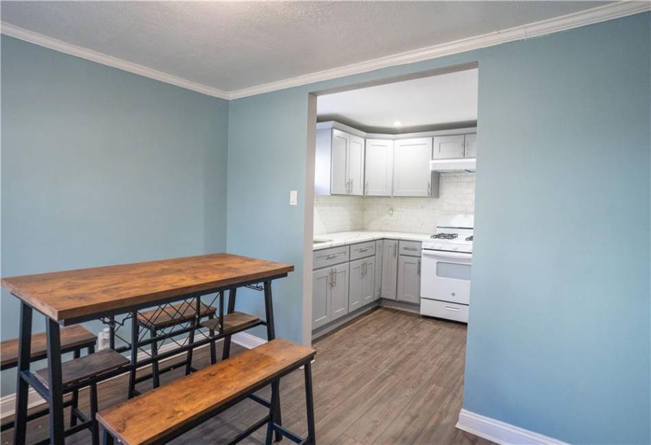 4211 Avenue R, Brooklyn, New York 11234, 4 Bedrooms Bedrooms, ,Residential,For Sale,Avenue R,490680