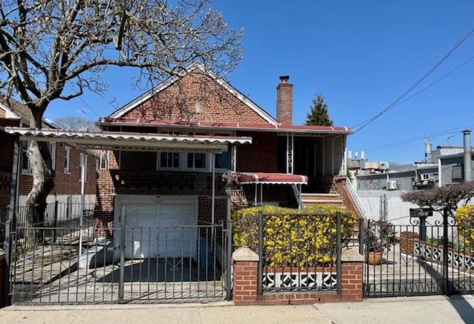 4211 Avenue R, Brooklyn, New York 11234, 4 Bedrooms Bedrooms, ,Residential,For Sale,Avenue R,490680