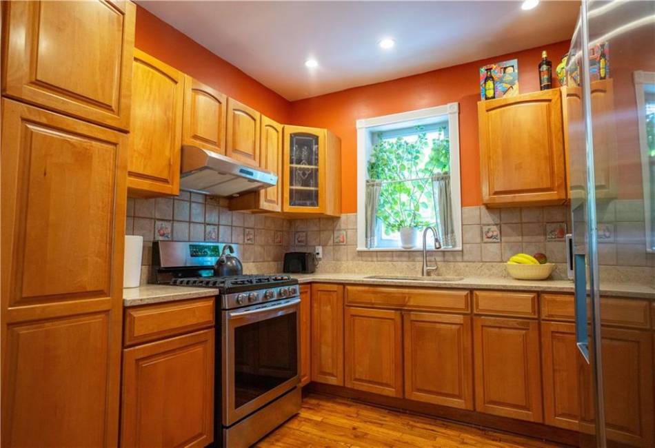 4211 Avenue R, Brooklyn, New York 11234, 4 Bedrooms Bedrooms, ,Residential,For Sale,Avenue R,490680