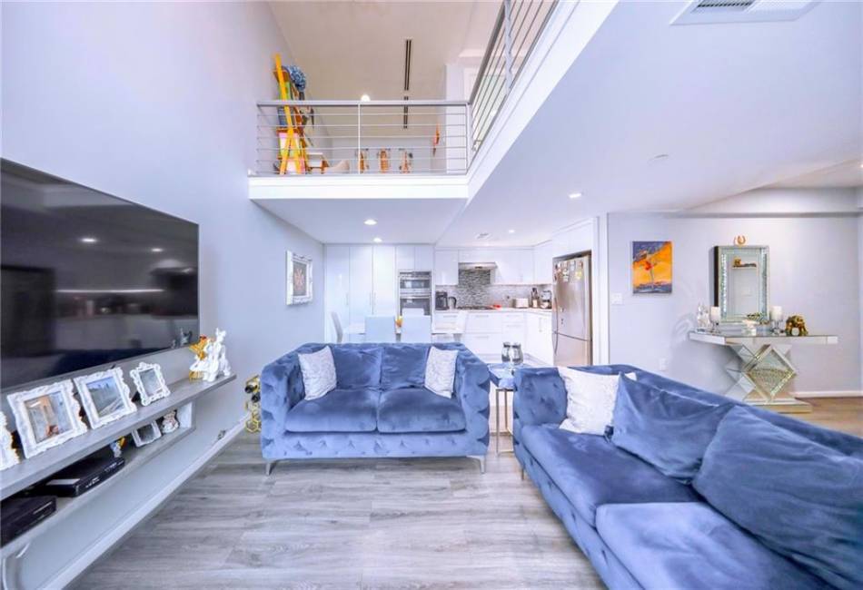 2784 12th Street, Brooklyn, New York 11235, 2 Bedrooms Bedrooms, ,2 BathroomsBathrooms,Residential,For Sale,12th,490669