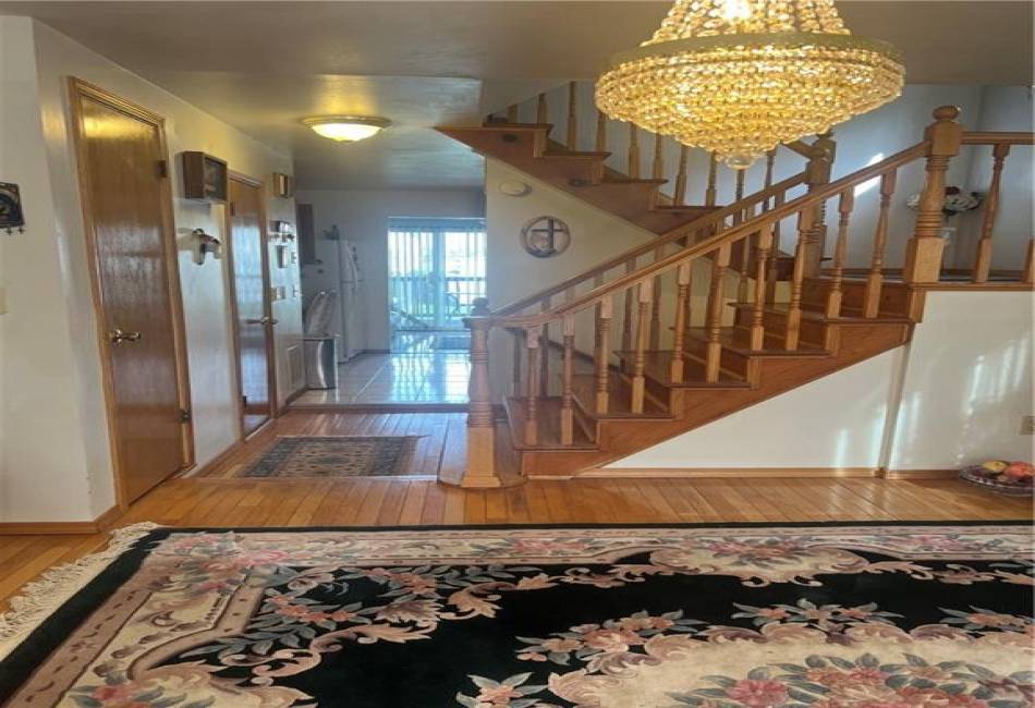 39 Longdale Street, Staten Island, New York 10314, 3 Bedrooms Bedrooms, ,2 BathroomsBathrooms,Residential,For Sale,Longdale,490685