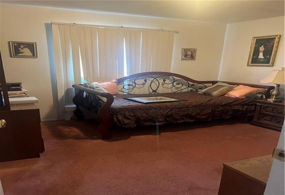 39 Longdale Street, Staten Island, New York 10314, 3 Bedrooms Bedrooms, ,2 BathroomsBathrooms,Residential,For Sale,Longdale,490685