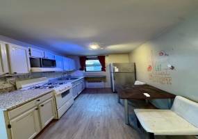 611 Banner Avenue, Brooklyn, New York 11235, 1 Bedroom Bedrooms, ,1 BathroomBathrooms,Residential,For Sale,Banner,490694