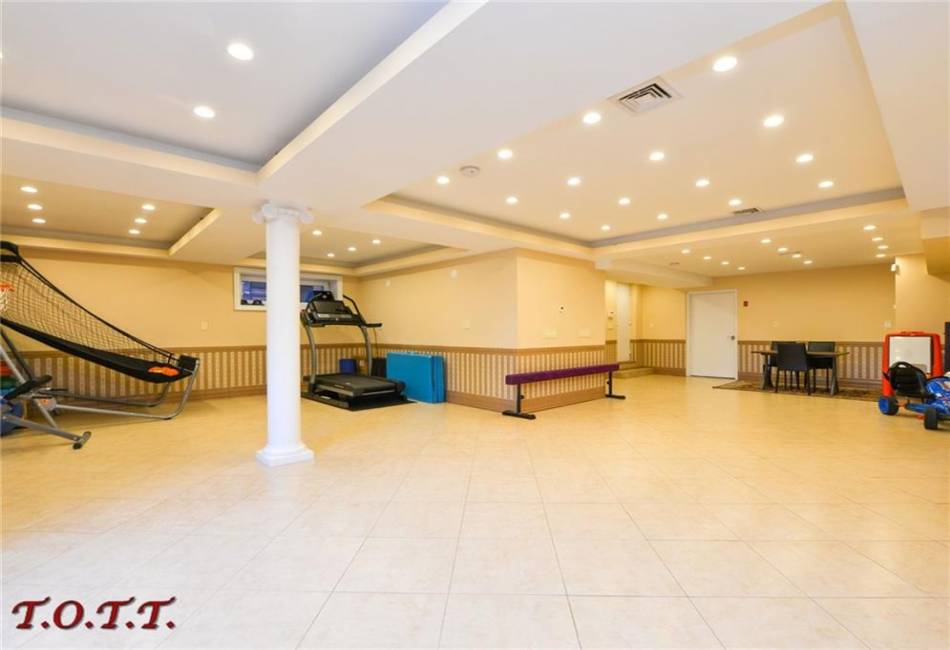 2307 66th Street, Brooklyn, New York 11234, 4 Bedrooms Bedrooms, ,4 BathroomsBathrooms,Residential,For Sale,66th,490614