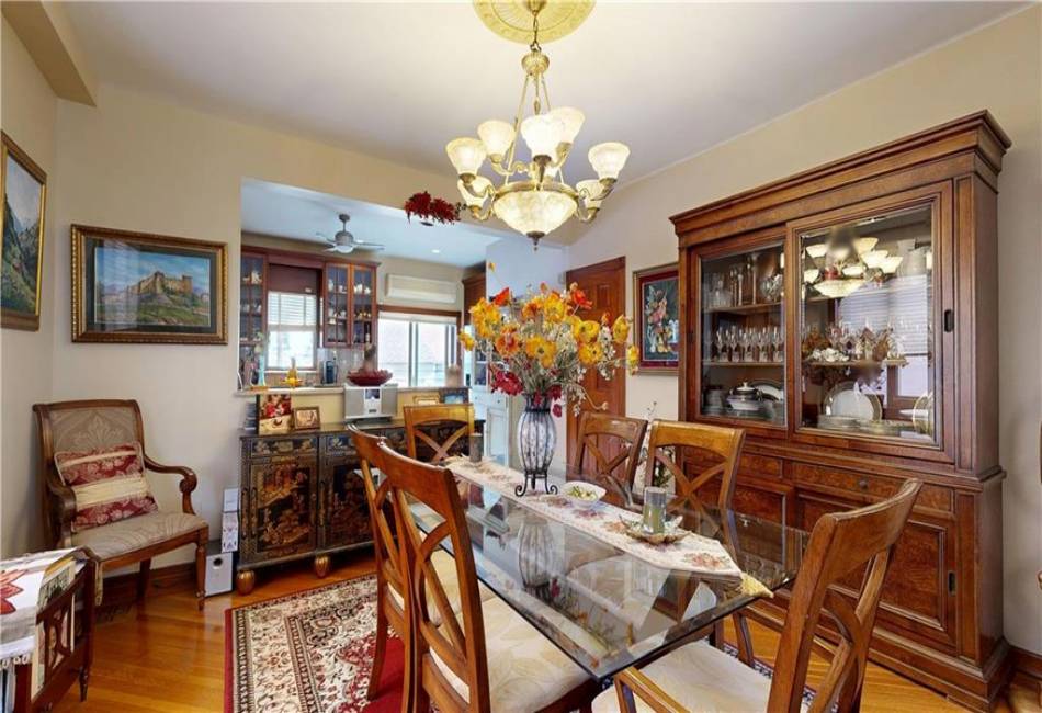 949 72nd Street, Brooklyn, New York 11228, 3 Bedrooms Bedrooms, ,2 BathroomsBathrooms,Residential,For Sale,72nd,490661