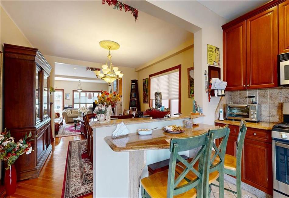 949 72nd Street, Brooklyn, New York 11228, 3 Bedrooms Bedrooms, ,2 BathroomsBathrooms,Residential,For Sale,72nd,490661