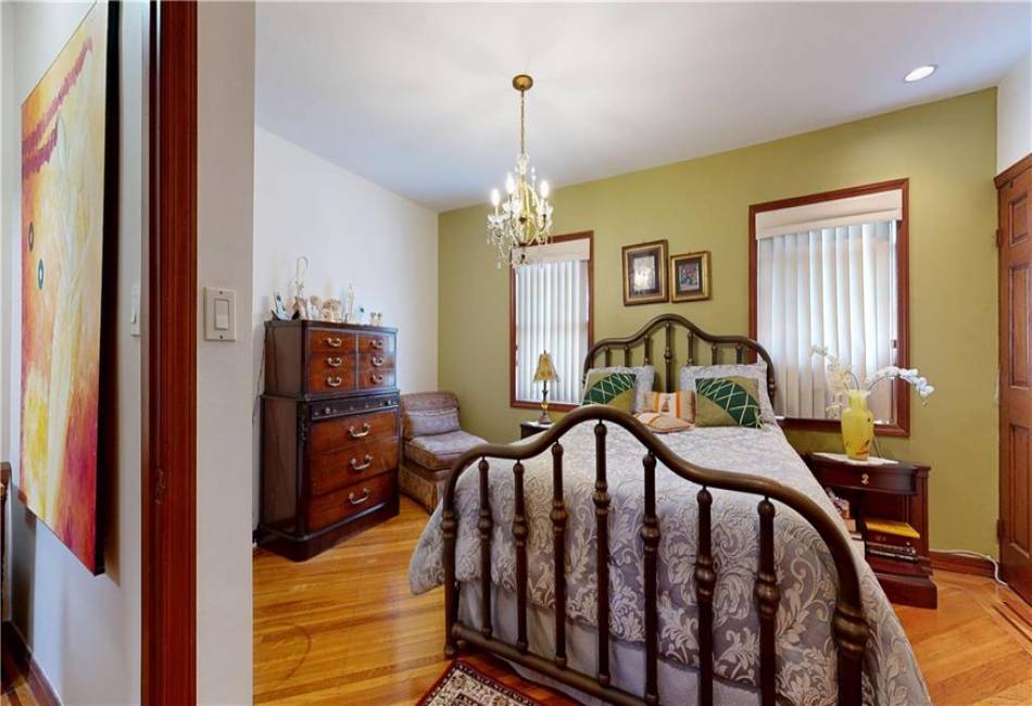 949 72nd Street, Brooklyn, New York 11228, 3 Bedrooms Bedrooms, ,2 BathroomsBathrooms,Residential,For Sale,72nd,490661