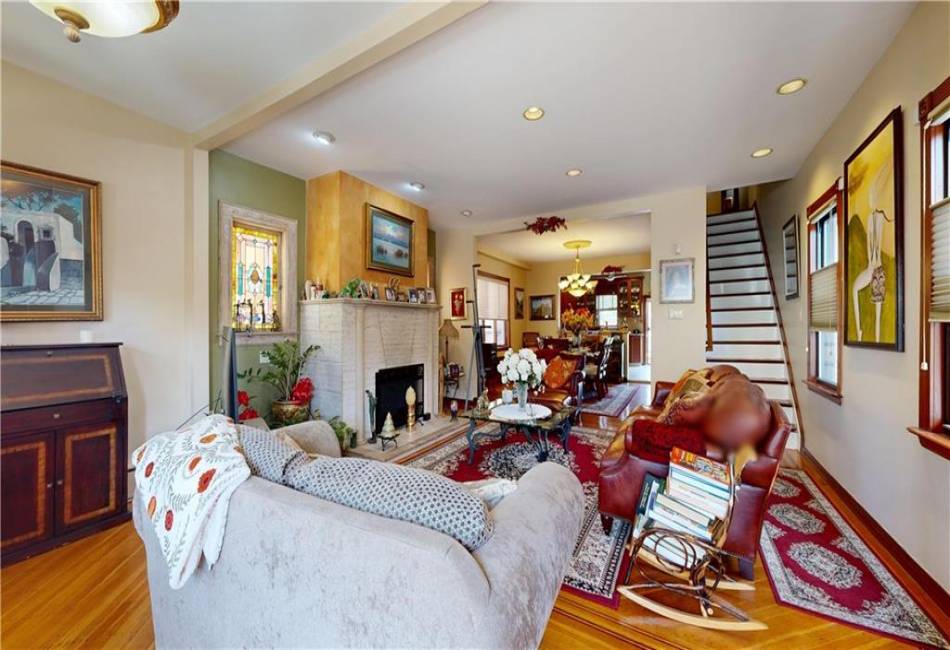 949 72nd Street, Brooklyn, New York 11228, 3 Bedrooms Bedrooms, ,2 BathroomsBathrooms,Residential,For Sale,72nd,490661