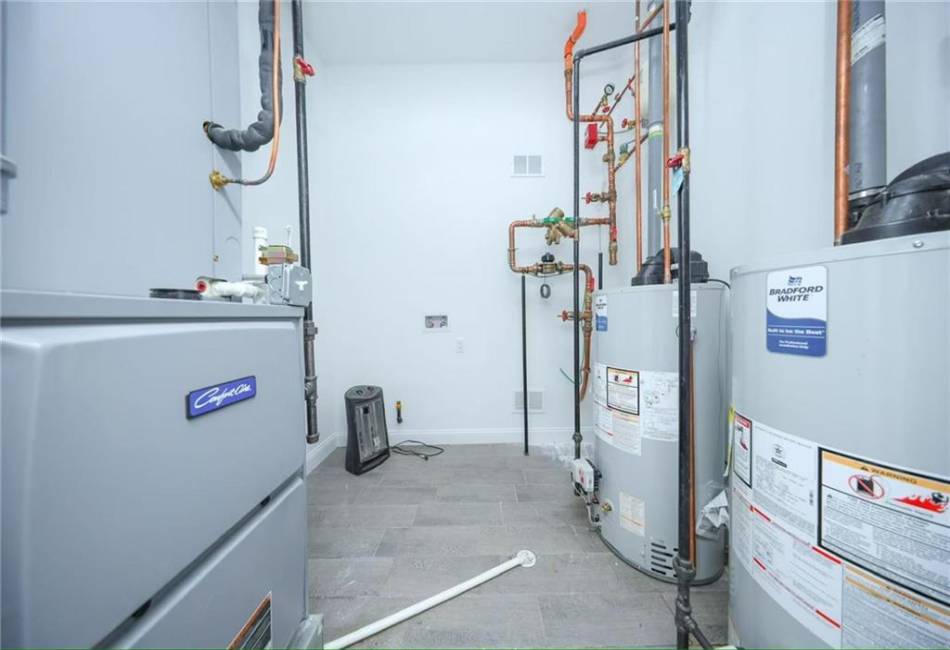 144 Beach Street, Staten Island, New York 10304, 6 Bedrooms Bedrooms, ,5 BathroomsBathrooms,Residential,For Sale,Beach,490728