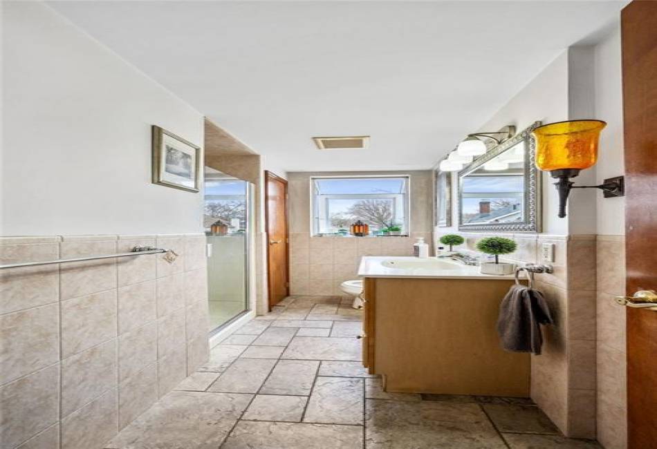 217 Bancroft Avenue, Staten Island, New York 10306, ,Residential,For Sale,Bancroft,490738
