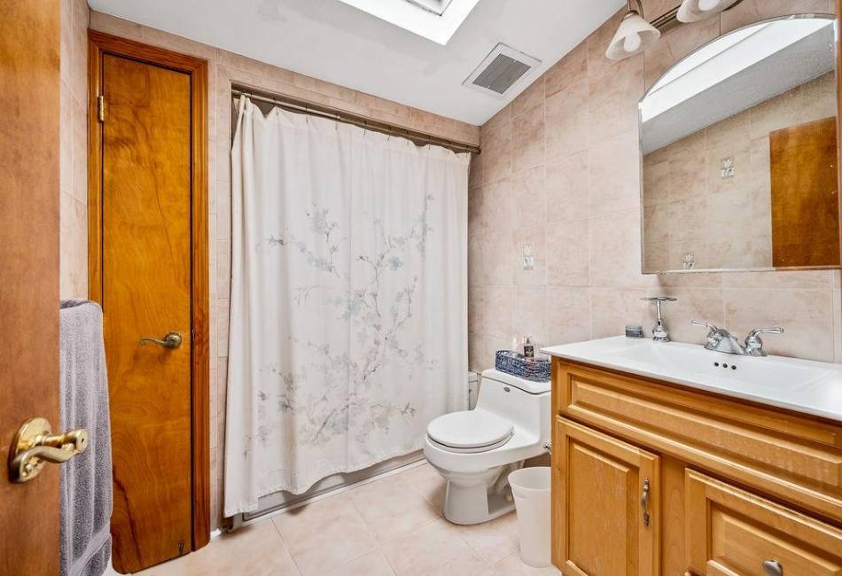 217 Bancroft Avenue, Staten Island, New York 10306, ,Residential,For Sale,Bancroft,490738