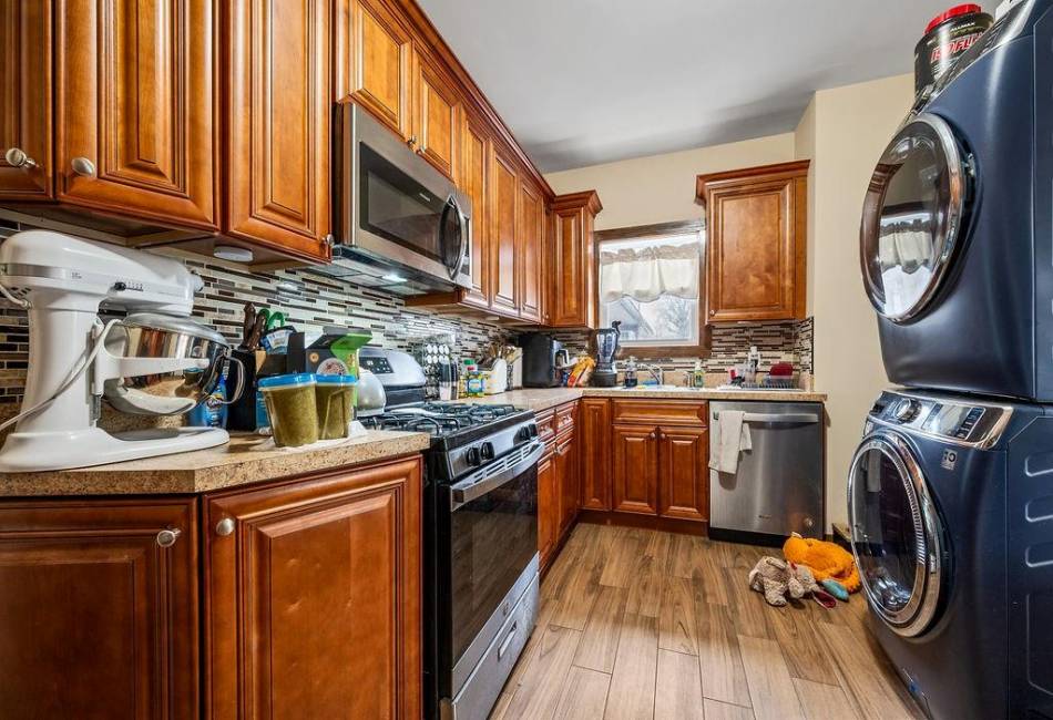 217 Bancroft Avenue, Staten Island, New York 10306, ,Residential,For Sale,Bancroft,490738