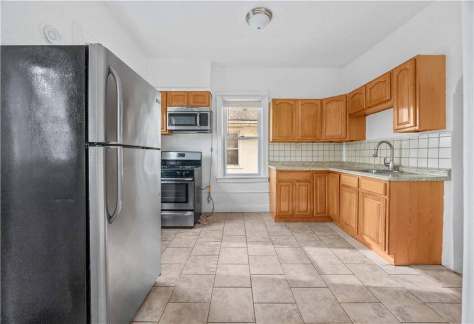 3712 Oceanic Avenue, Brooklyn, New York 11224, 2 Bedrooms Bedrooms, ,1 BathroomBathrooms,Rental,For Sale,Oceanic,490747