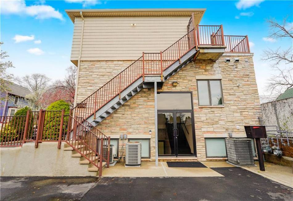 21 Prall Avenue, Staten Island, New York 10312, ,Mixed Use,For Sale,Prall,490748