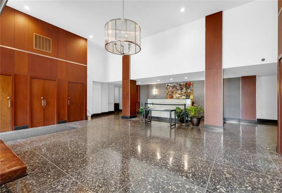 9201 Shore Road, Brooklyn, New York 11209, 2 Bedrooms Bedrooms, ,2 BathroomsBathrooms,Residential,For Sale,Shore,490750