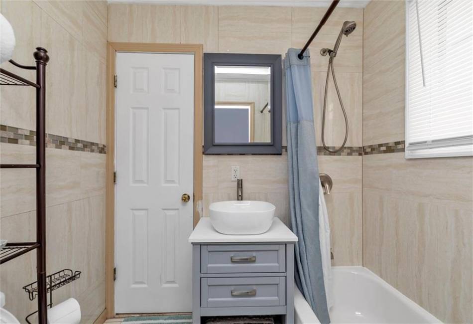 155-85 Bayview Avenue, Rosedale, New York 11422, 3 Bedrooms Bedrooms, ,3 BathroomsBathrooms,Residential,For Sale,Bayview,490751