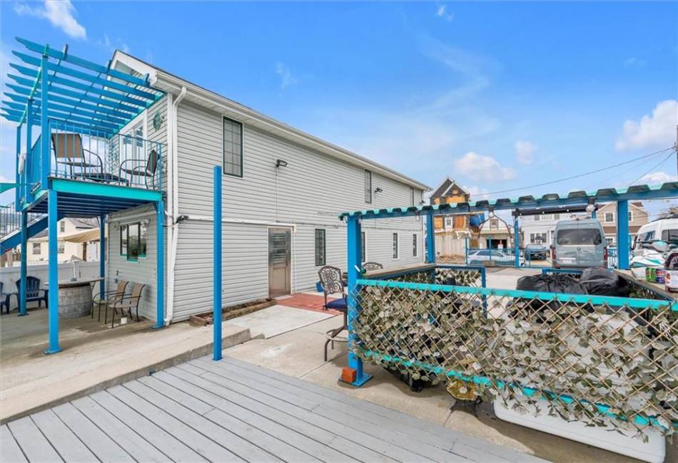 155-85 Bayview Avenue, Rosedale, New York 11422, 3 Bedrooms Bedrooms, ,3 BathroomsBathrooms,Residential,For Sale,Bayview,490751