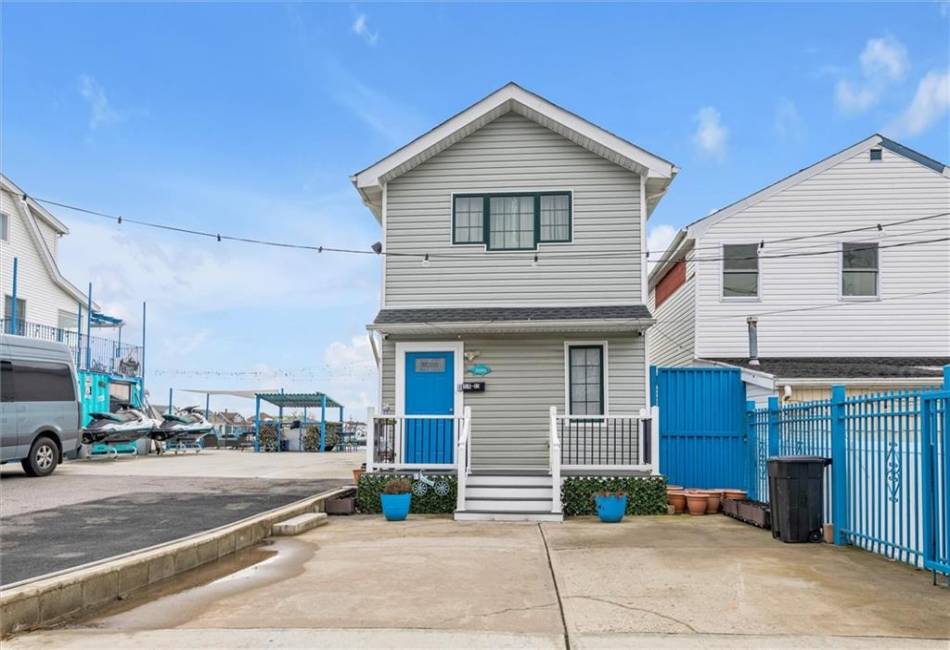 155-85 Bayview Avenue, Rosedale, New York 11422, 3 Bedrooms Bedrooms, ,3 BathroomsBathrooms,Residential,For Sale,Bayview,490751
