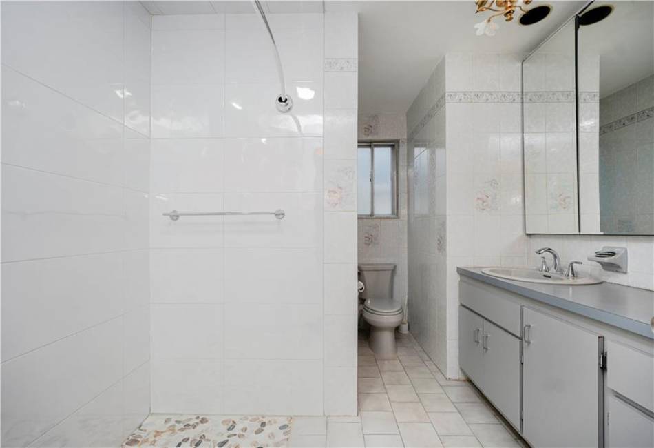 117 Gary Place, Staten Island, New York 10314, 5 Bedrooms Bedrooms, ,4 BathroomsBathrooms,Residential,For Sale,Gary,490752