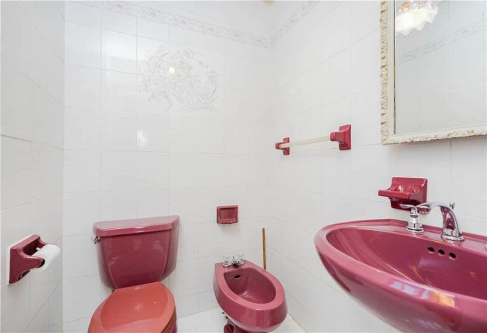 117 Gary Place, Staten Island, New York 10314, 5 Bedrooms Bedrooms, ,4 BathroomsBathrooms,Residential,For Sale,Gary,490752