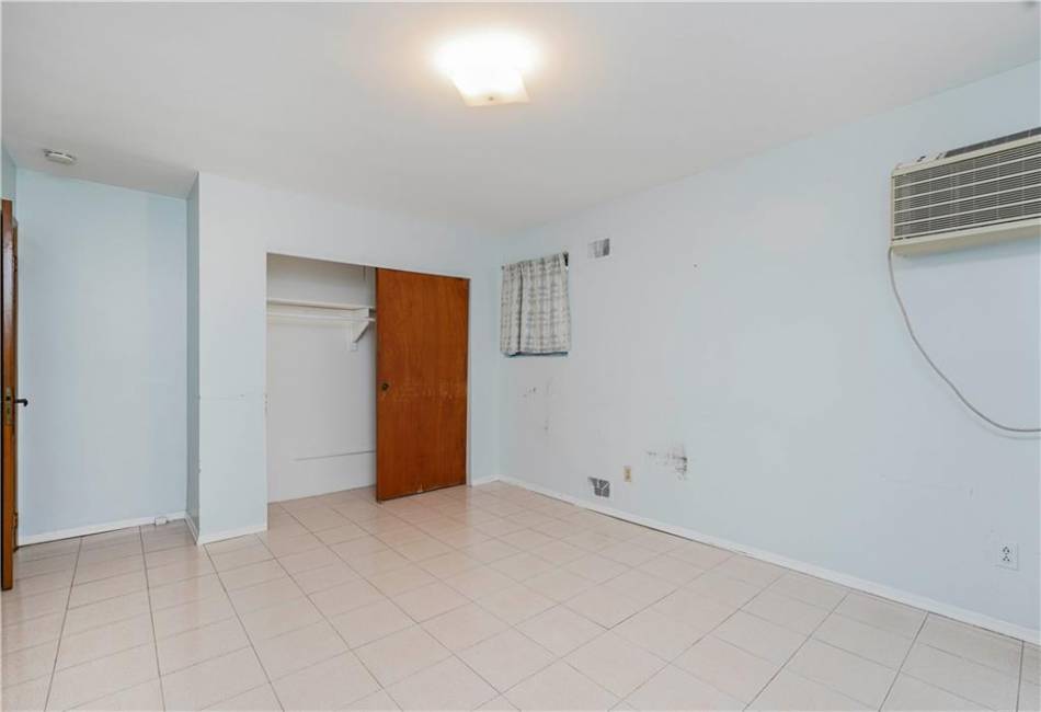117 Gary Place, Staten Island, New York 10314, 5 Bedrooms Bedrooms, ,4 BathroomsBathrooms,Residential,For Sale,Gary,490752