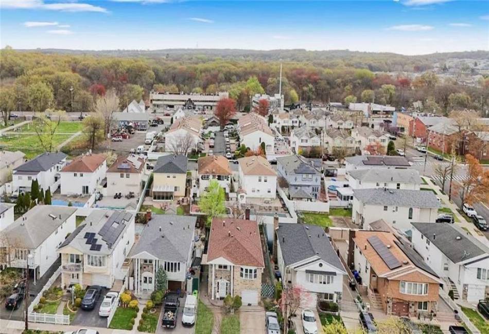 117 Gary Place, Staten Island, New York 10314, 5 Bedrooms Bedrooms, ,4 BathroomsBathrooms,Residential,For Sale,Gary,490752