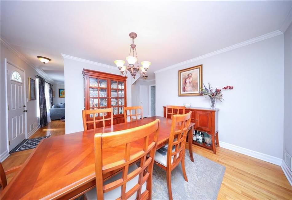 4325 Hylan Boulevard, Staten Island, New York 10312, 4 Bedrooms Bedrooms, ,3 BathroomsBathrooms,Residential,For Sale,Hylan,490783
