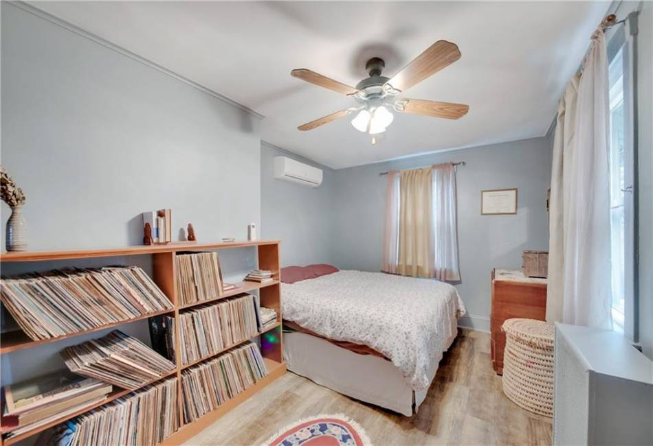 447 Greeley Avenue, Staten Island, New York 10306, 3 Bedrooms Bedrooms, ,2 BathroomsBathrooms,Residential,For Sale,Greeley,490767