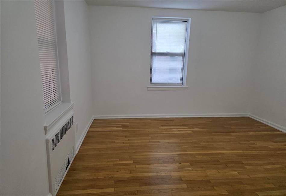 302 96th Street, Brooklyn, New York 11209-7830, 1 Bedroom Bedrooms, ,1 BathroomBathrooms,Residential,For Sale,96th,490772