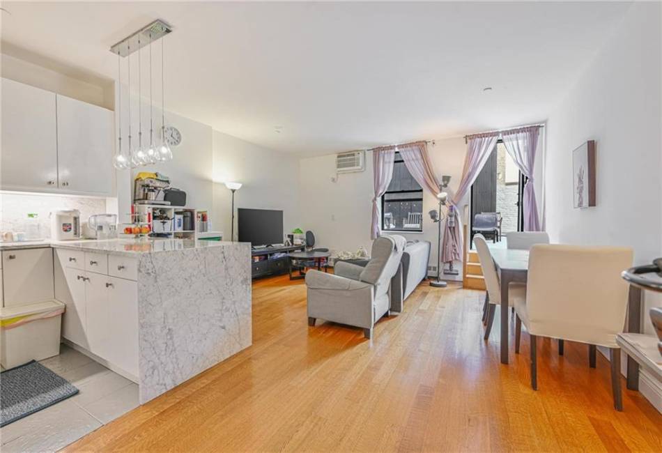 195 15th Street, Brooklyn, New York 11215, 2 Bedrooms Bedrooms, ,2 BathroomsBathrooms,Residential,For Sale,15th,490670