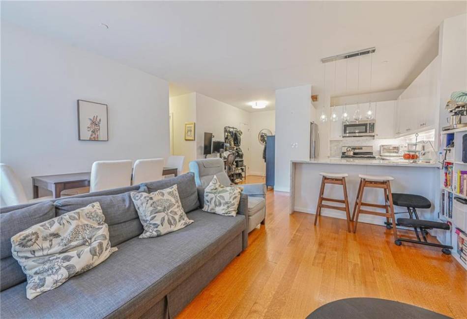 195 15th Street, Brooklyn, New York 11215, 2 Bedrooms Bedrooms, ,2 BathroomsBathrooms,Residential,For Sale,15th,490670