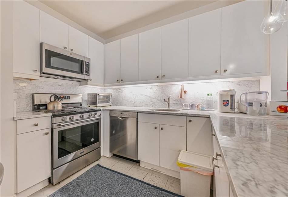 195 15th Street, Brooklyn, New York 11215, 2 Bedrooms Bedrooms, ,2 BathroomsBathrooms,Residential,For Sale,15th,490670