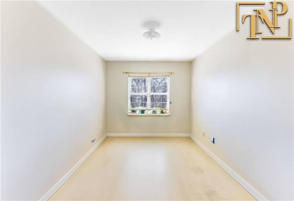 9526 Schenck Street, Brooklyn, New York 11236, 2 Bedrooms Bedrooms, ,2 BathroomsBathrooms,Residential,For Sale,Schenck,490691