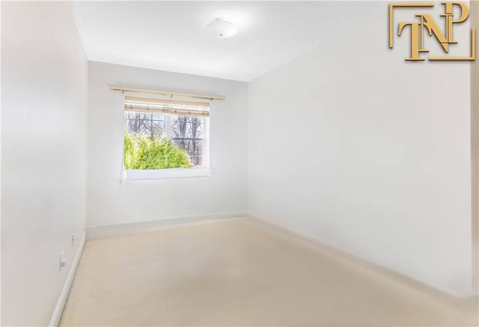 9526 Schenck Street, Brooklyn, New York 11236, 2 Bedrooms Bedrooms, ,2 BathroomsBathrooms,Residential,For Sale,Schenck,490691