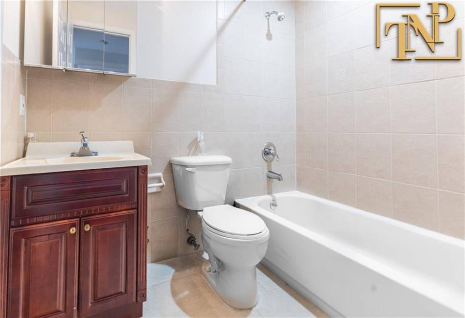 9526 Schenck Street, Brooklyn, New York 11236, 2 Bedrooms Bedrooms, ,2 BathroomsBathrooms,Residential,For Sale,Schenck,490691