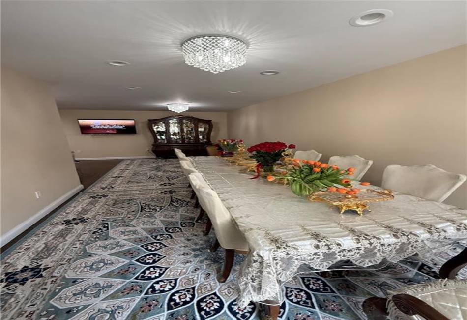 1138 Ocean Avenue, Brooklyn, New York 11230, 3 Bedrooms Bedrooms, ,2 BathroomsBathrooms,Residential,For Sale,Ocean,490735