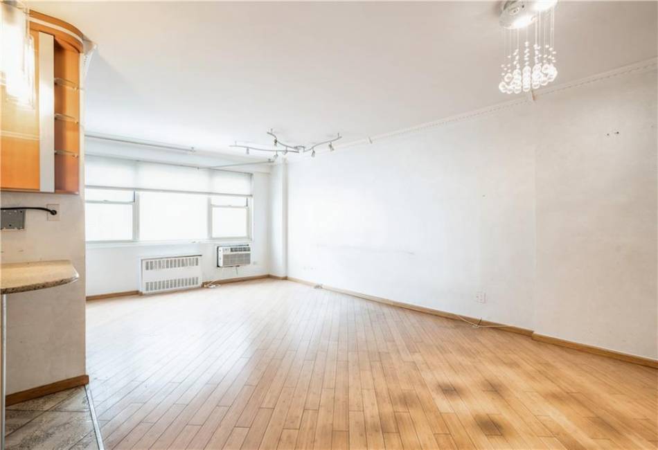 2944 5th Street, Brooklyn, New York 11224, 2 Bedrooms Bedrooms, ,1 BathroomBathrooms,Residential,For Sale,5th,490813