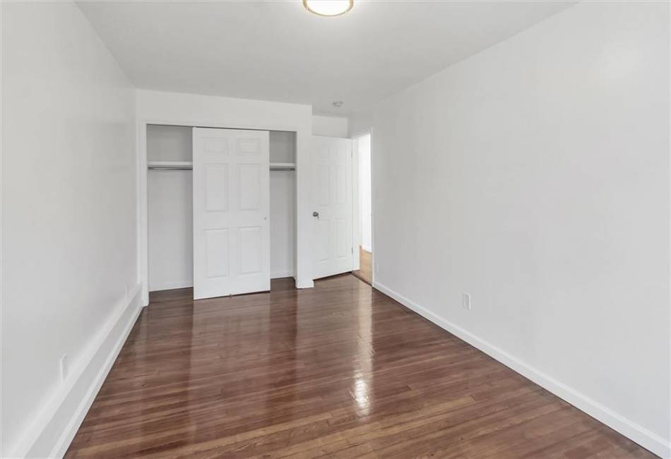 121 Osgood Avenue, State Island, New York 10304, 6 Bedrooms Bedrooms, ,2 BathroomsBathrooms,Residential,For Sale,Osgood,484747